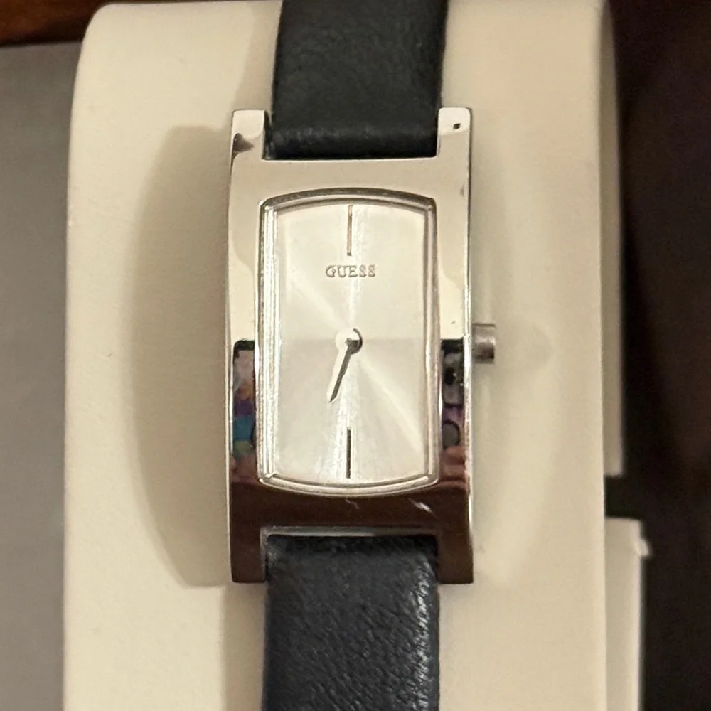 Guess Silver Dial Black Leather Strap Women's Watch with New Battery